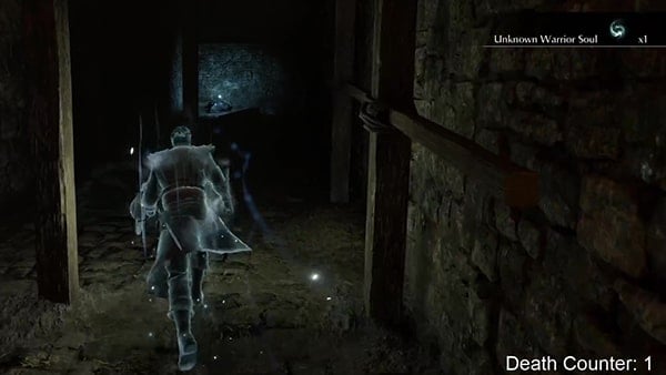 unknown-warriros-soul-and-mail-breaker-location-gates-of-boletaria-demons-souls-remake-wiki-guide-min